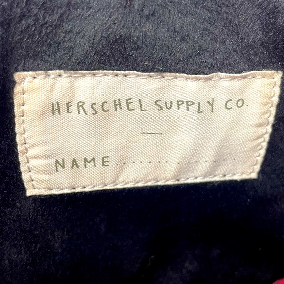 Herschel Anchor iPad mini tech pouch w/ sticks & stones slingshot pattern - Picture 7 of 10